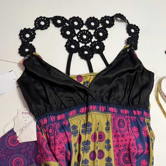 NWT Gorgeous Hale Bob 100% Silk and Crochet Camisole Type Top Size S - Picture 11 of 11